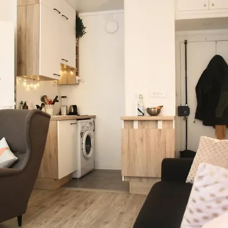 Bright And Equipped Studio Batignolles *